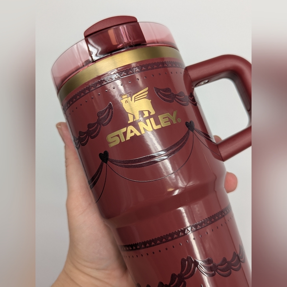 new STANLEY Protour Tumbler cup in gift BOX 30 oz Red velvet cake hearts 2026 ❤️
